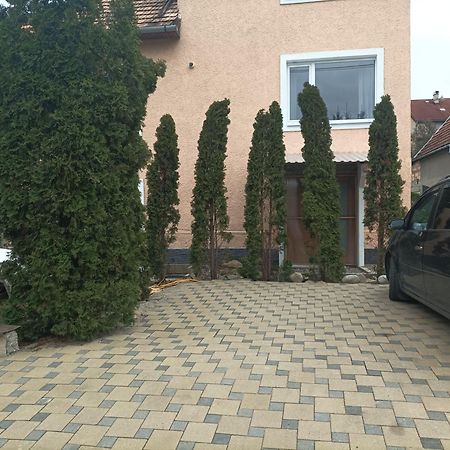 Za Ohradami Daire Závažná Poruba Dış mekan fotoğraf