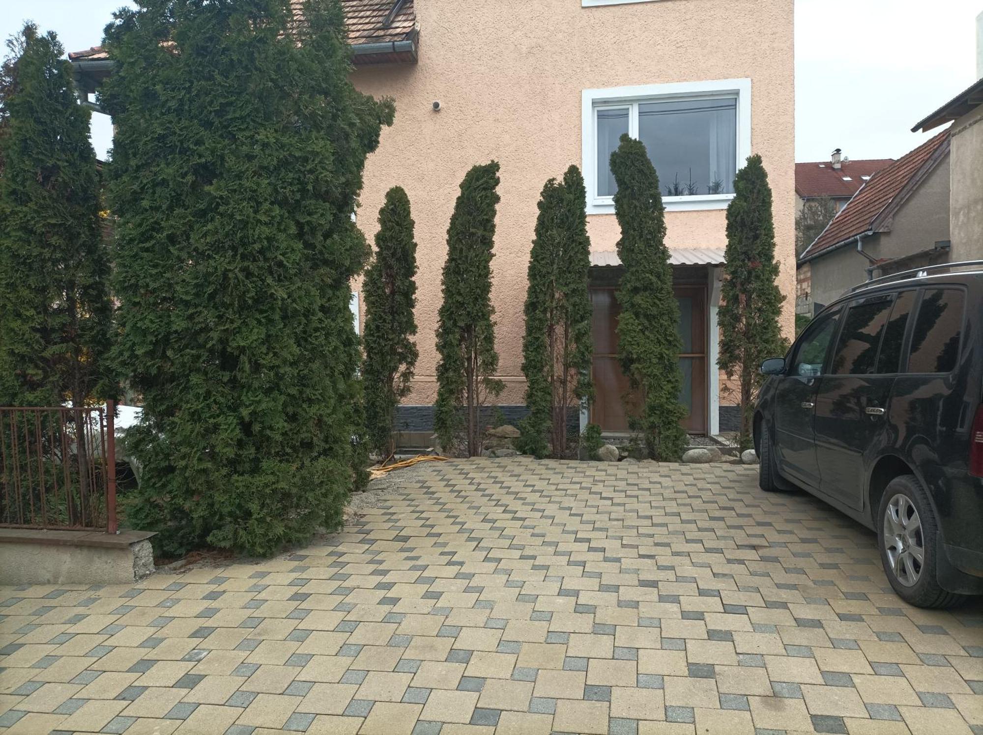 Za Ohradami Daire Závažná Poruba Dış mekan fotoğraf